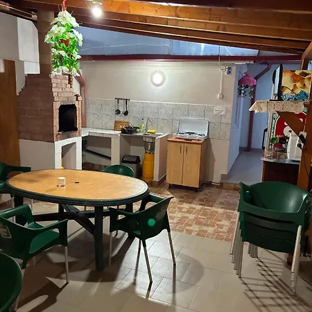 Гостевой дом Casa Romica Эфорие Норд